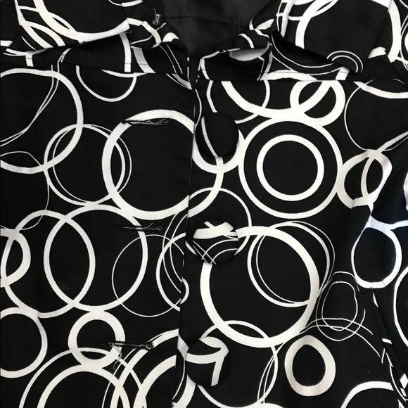 John Paul Richard blazer and Maurice’s top - Picture 3 of 8